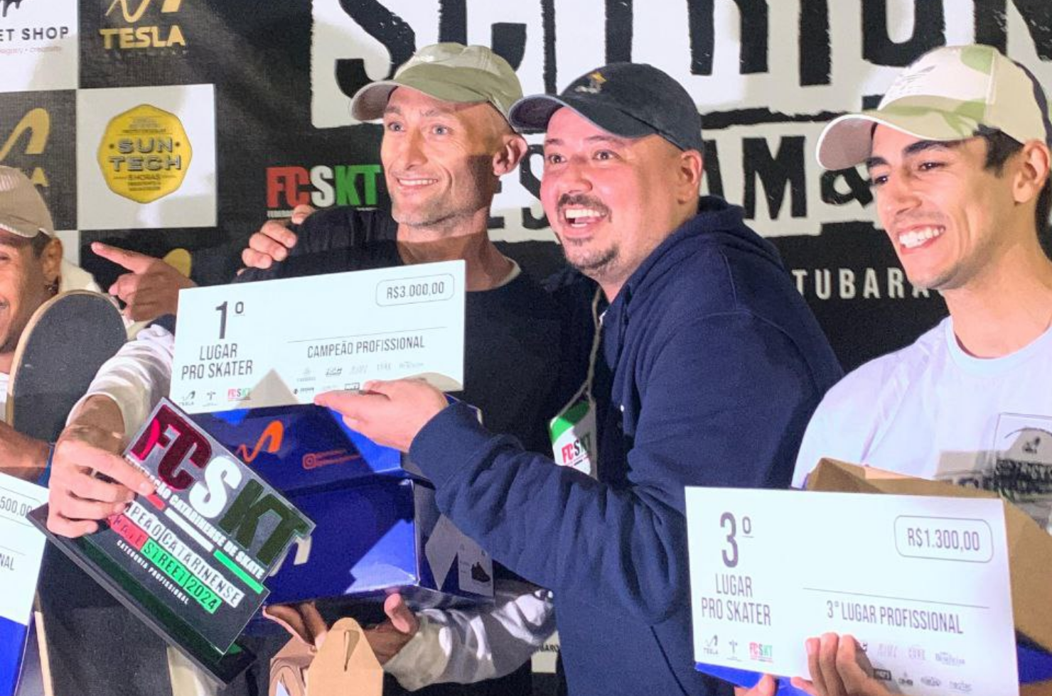 Conheça os ganhadores da etapa estadual do campeonato de skate realizada em Tubarão