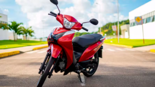 Veja motos que não precisam de CNH para serem pilotadas