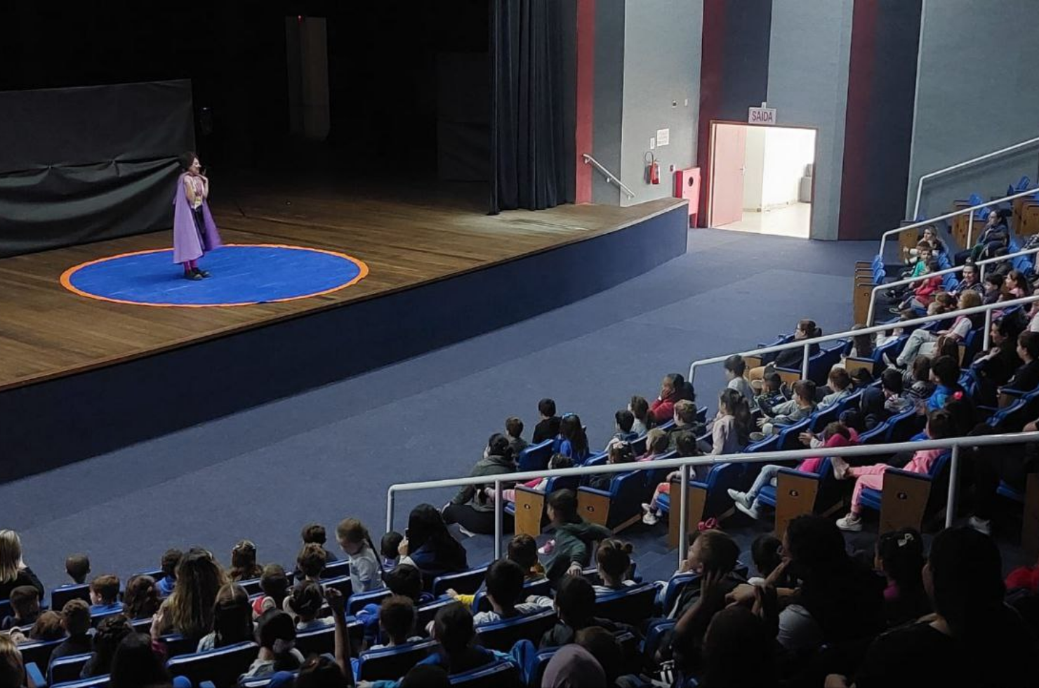 Projeto Roda Riso Pelas Escolas traz apresentações teatrais para Tubarão