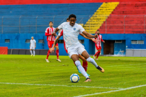 Ex-Barra, Alex Henrique reforça ataque do Hercílio Luz na Copa SC