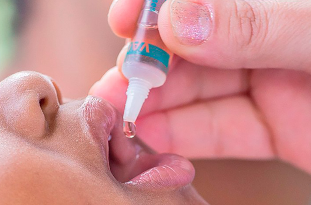 Vacinas em gotinhas contra a poliomelite serão substituídas por doses injetáveis em Tubarão