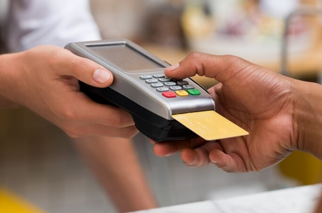 Procon alerta consumidores sobre publicações que fazem falsas promessas de cashback