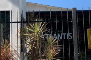 Polícia Civil é avistada dentro de empresa Atlantis em Tubarão