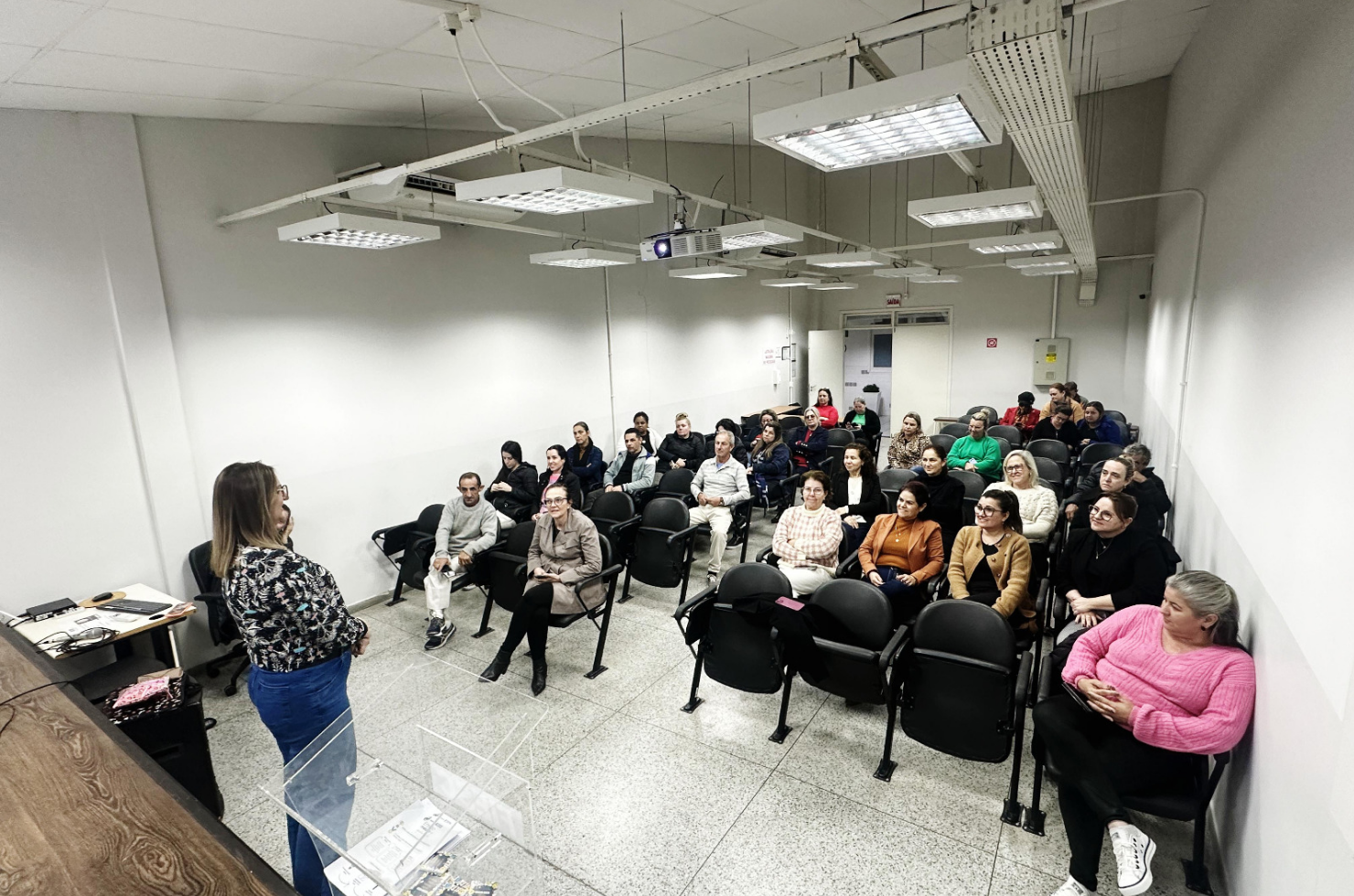 Reunião com servidores de Tubarão é mais uma etapa do planejamento do Desfile Cívico