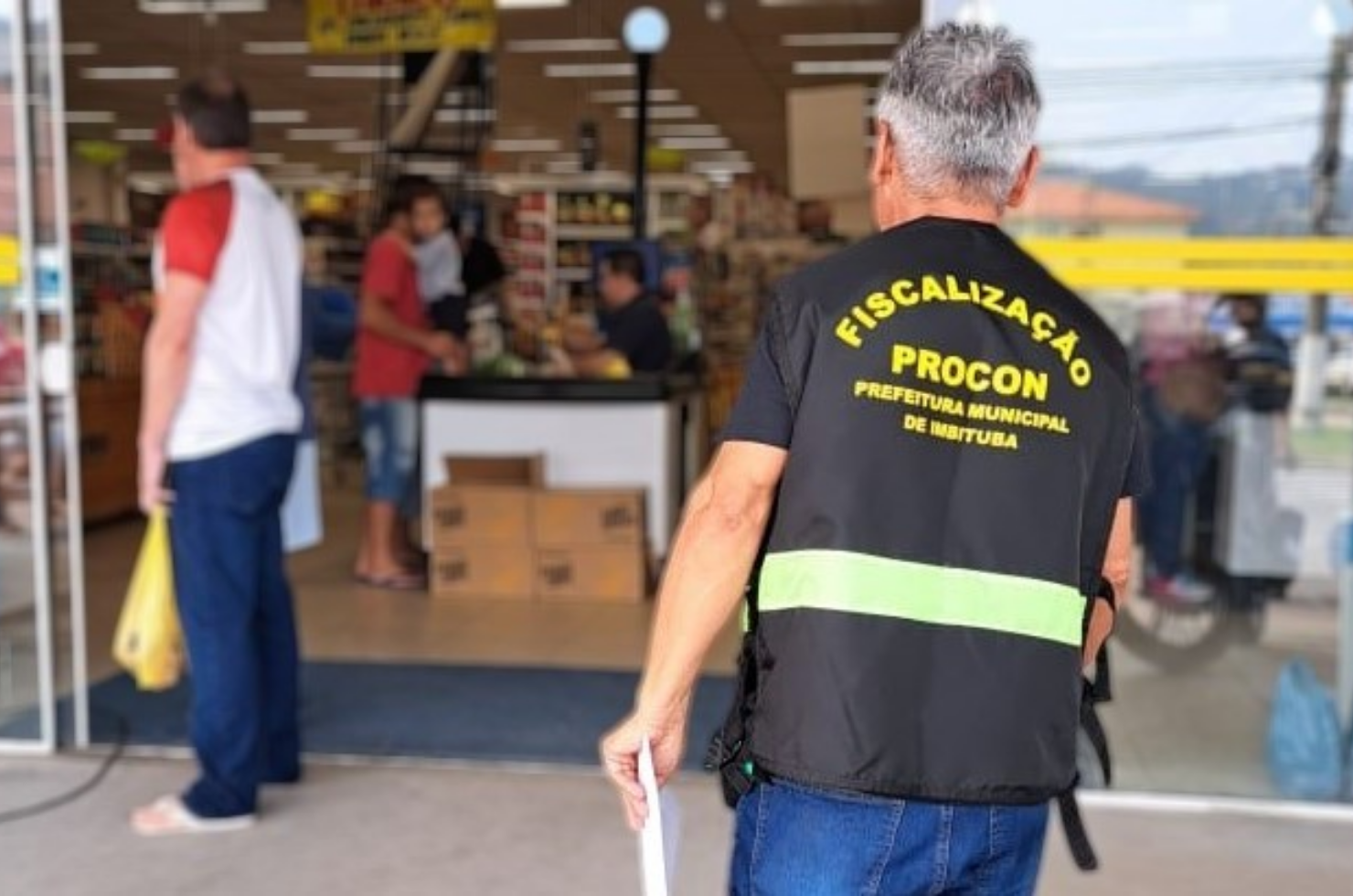 Procon orienta o atendimento em mercados e supermercados de Imbituba