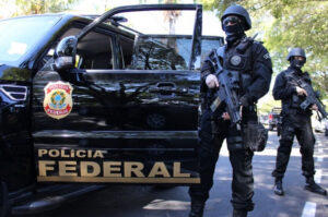 Polícia Federal prende homem que fabricava armas com impressora 3D