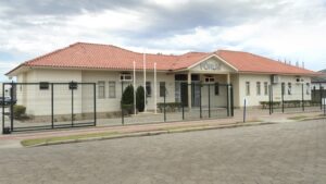 Homem é alvo de investigação em Curitiba por ameaçar de morte servidores de Fórum de município do Sul de SC