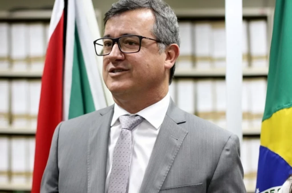 ‘Se querem briga, vão ter briga’, diz Fabris sobre fiscalização das funerárias