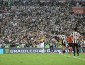 Vizeu revela combinação prévia com Bolasie da jogada do gol: “eu estaria dentro da área”