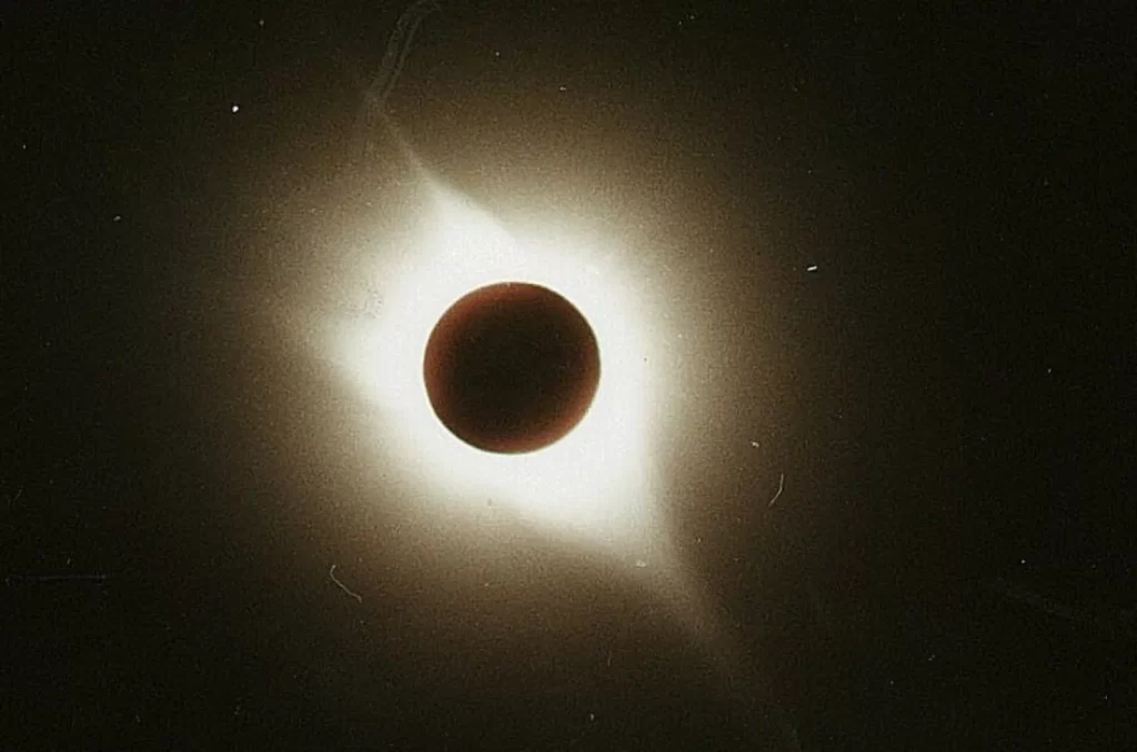 30 anos do eclipse solar: Criciúma terá programação especial em novembro
