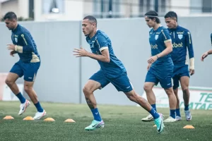 Avaí se prepara para duelo com Brusque