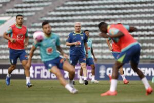 Seleção Brasileira enfrenta o Peru nesta terça-feira pelas eliminatórias para a Copa de 2026