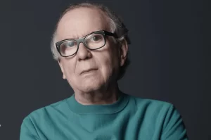 Autoridades e famosos prestam homenagens à Washington Olivetto