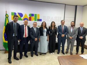 Vereador cutuca comitiva criciumense em Brasília