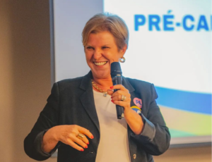 Candidata à Prefeitura de São José esquece documento com foto para votar