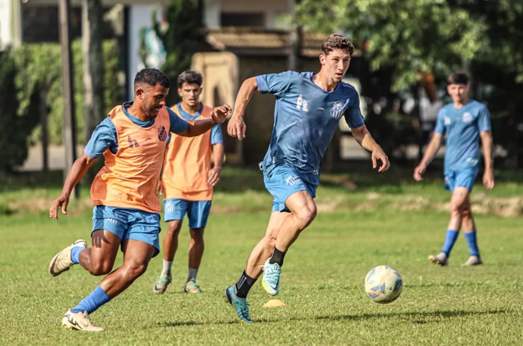 Treino do Caravaggio Sub-21 comandado por Roberto Neves