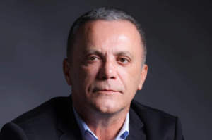 Claudir Bitencourt (PL) é o novo prefeito de Capivari de Baixo