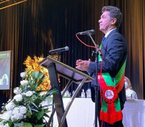 Entenda o voto que determinou o retorno de Clésio Salvaro ao cargo de prefeito