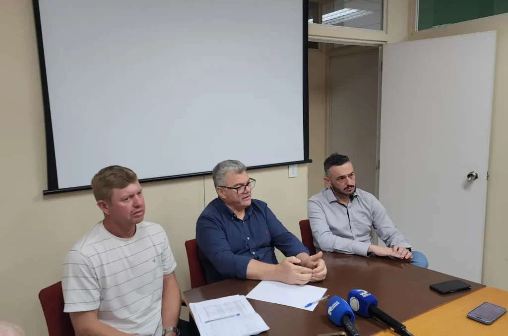 Conheça os 103 comissionados exonerados em Forquilhinha, pelo prefeito em exercício Valcir Matias, o Chile