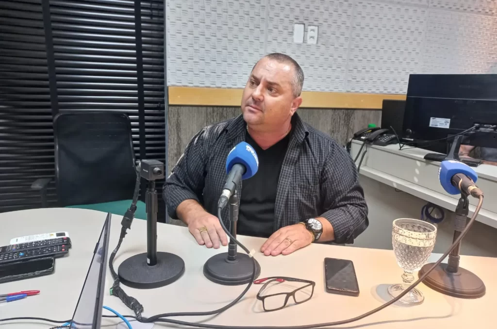 Renato Rampinelli, diretor do IPC, fala sobre as pesquisas eleitorais em Criciúma