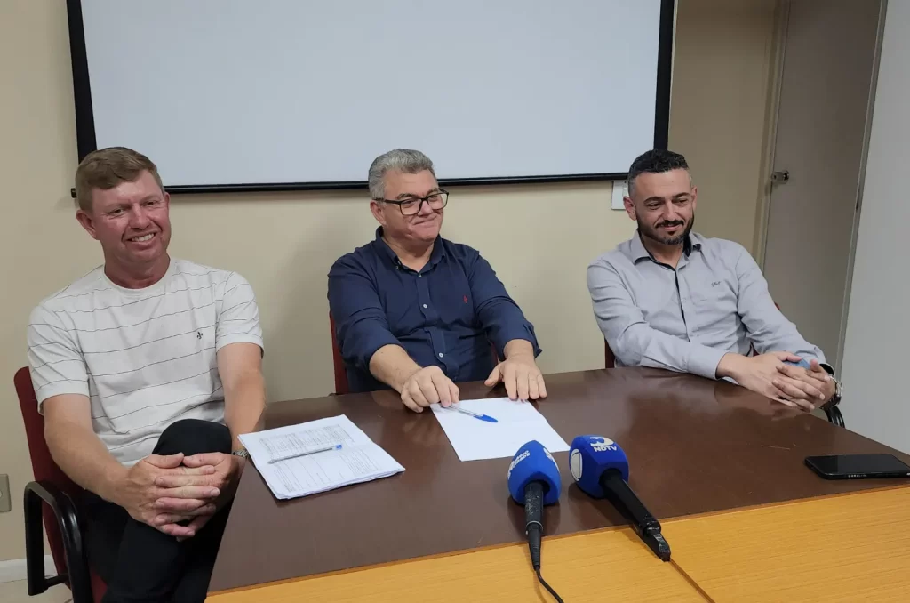 Valcir Matias, prefeito em exercício de Forquilhinha, fala sobre o impacto da operação Maktub e as ações para manter a estabilidade no município