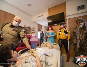 Heróis do Pequeno Anjo recebem visitas especiais