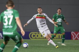 Brusque é derrotado em casa pela Chapecoense no Brasileirão da Série B