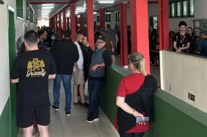 Içara e Balneário Rincão registraram problemas com urnas