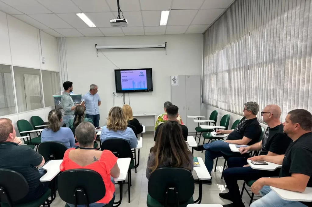 Imagem da Audiência Pública em Içara para apresentação da Lei Orçamentária Anual de 2025