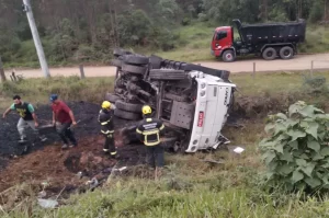 Motorista de caminhão perde a vida em acidente em Treviso
