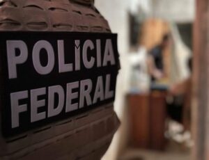 PF investiga divulgação de pornografia na região de Navegantes