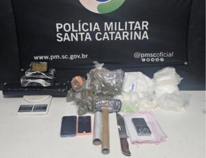 PM prende mulher por tráfico em Itajaí