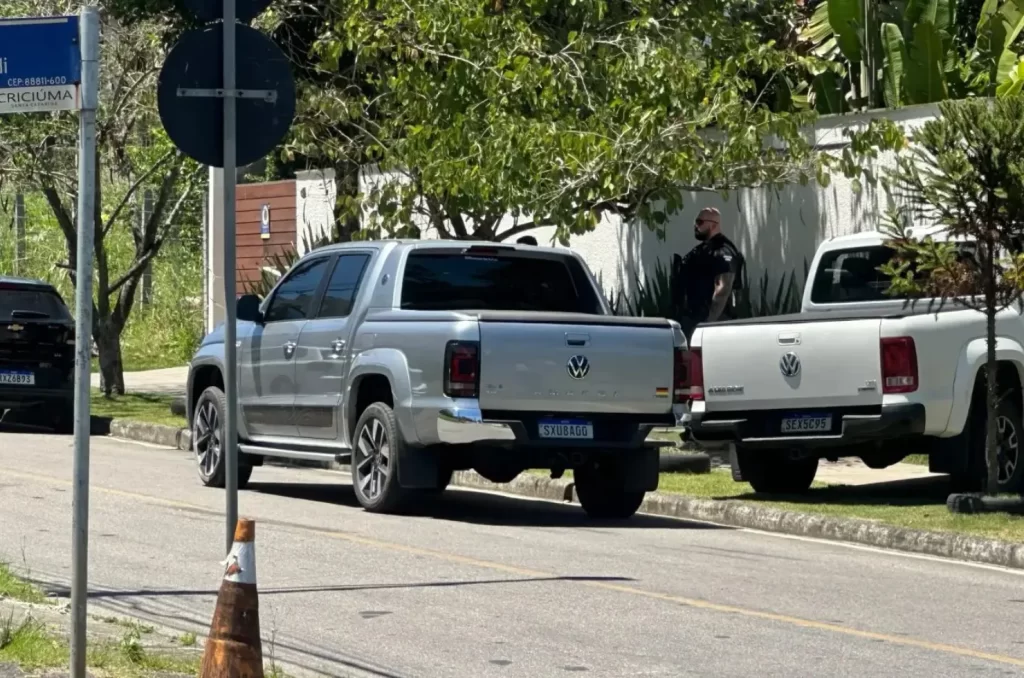 Ação policial em Criciúma durante perseguição e troca de tiros