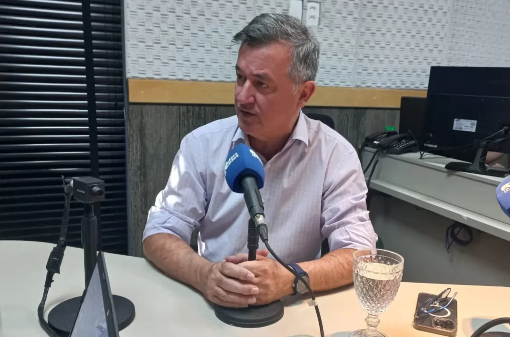 Prefeito há quase 50 dias, Fabris diz que governa ‘diferente de Salvaro’