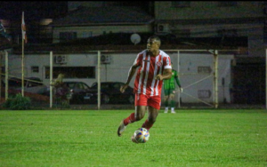 Hercílio divulga escalação que entrará em campo contra o Marcílio