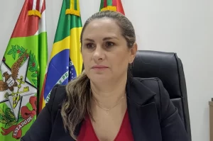 “Todas afastadas”, garante secretária sobre agressão em Criciúma
