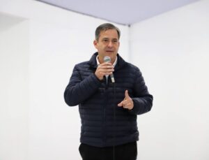 ‘Erguemos a bandeira de Criciúma’, diz Vaguinho sobre viagem com Giovana
