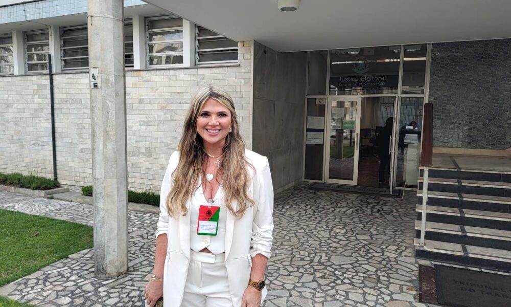 Juíza eleitoral encerra balanço do dia de votação com prisões e aglomerações