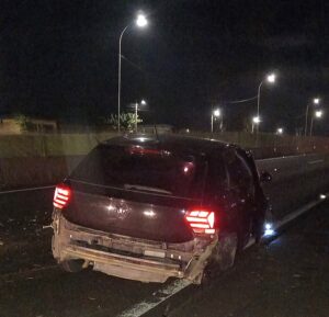 Condutor fica gravemente ferido após acidente de trânsito na BR-101 em Içara