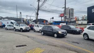 Reunião busca soluções para o trânsito na marginal da BR-101 em São José