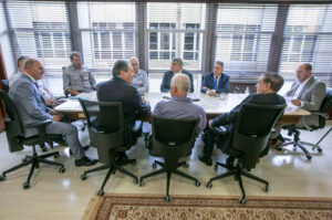 Entidades do setor produtivo são recebidos pelo presidente da Alesc