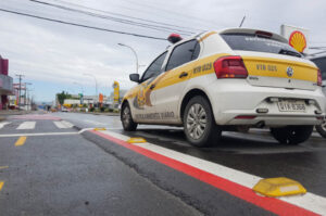 DTT alerta motoristas: novo radar eletrônico e nova lombada estão em fase de testes