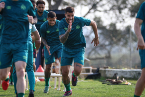 “Vão brigar mais do que o Santos” afirma o zagueiro Bruno Leonardo