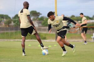 Time principal do Criciúma encara o Sub-23 em coletivo nesta quinta-feira