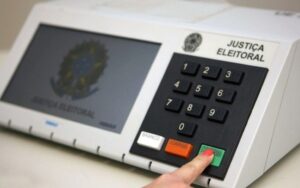 Grande Florianópolis tem mais de 1 milhão de eleitores aptos a votar neste domingo