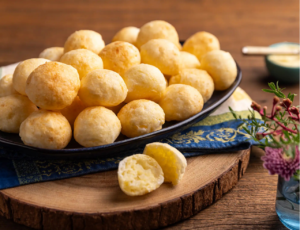 Pão de Queijo com 3 Ingredientes: simples, rápido e saboroso