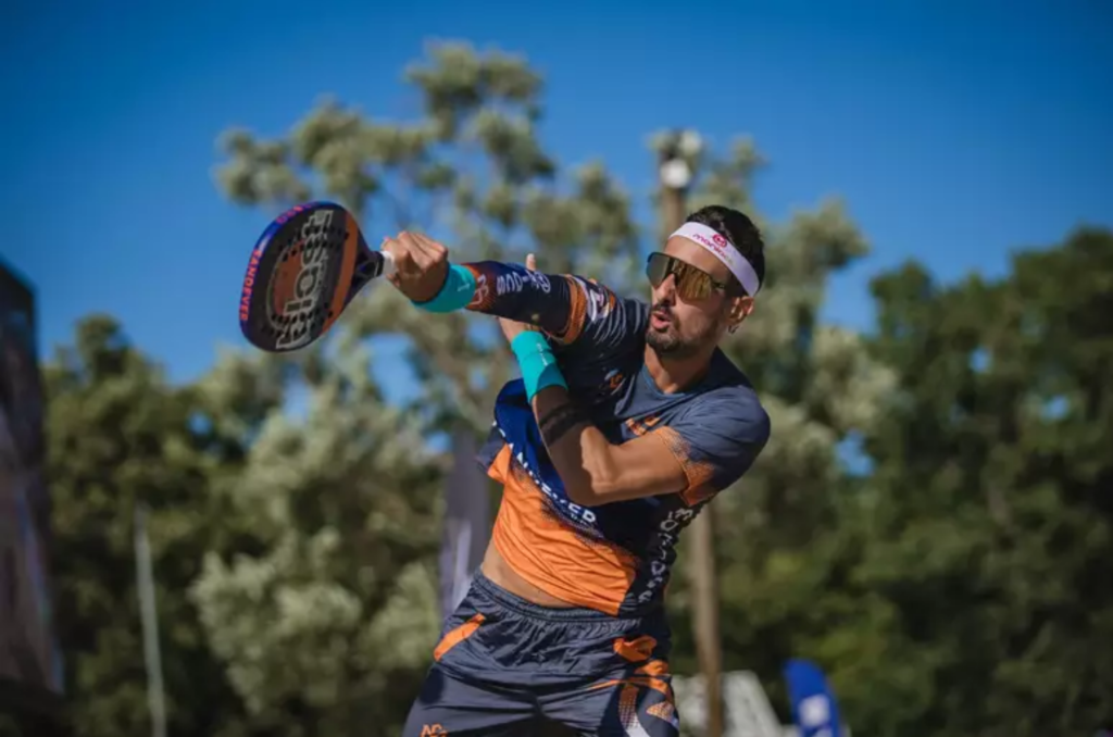 Quem é o número um do mundo no beach tennis que compete em SC neste fim de semana?