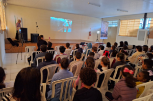 Escola em de Capivari de Baixo substitui sirene por sinal musical