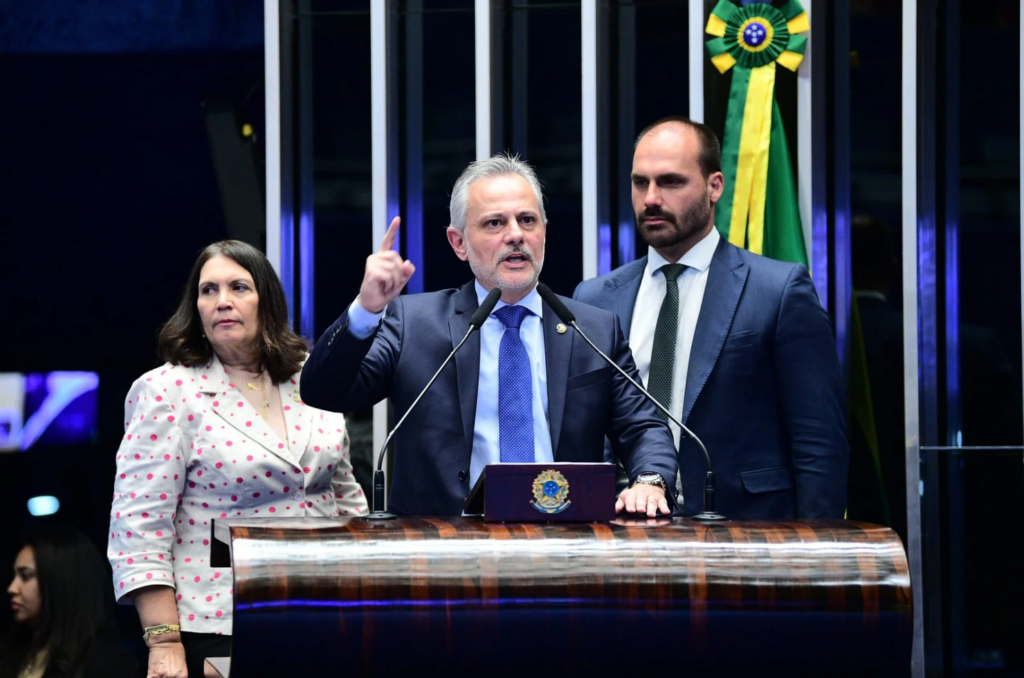 "Não tem há ninguém com esse currículo no Congresso Nacional", diz Beto Martins sobre experiência na logística