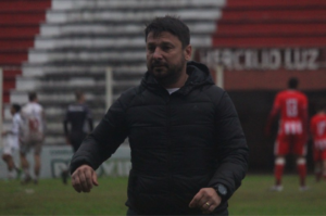 Técnico do sub-20 deixa Hercílio Luz e acerta com clube gaúcho